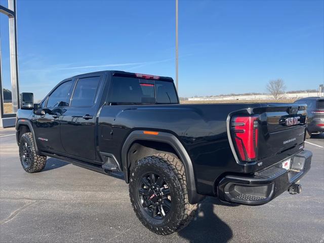 2024 GMC Sierra 2500HD 4WD Crew Cab Standard Bed AT4