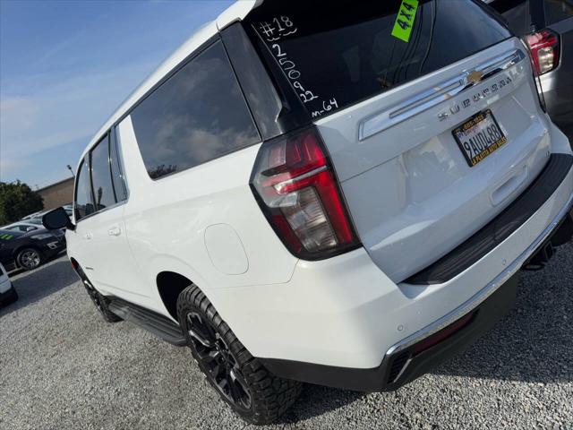 2022 Chevrolet Suburban 4WD LT
