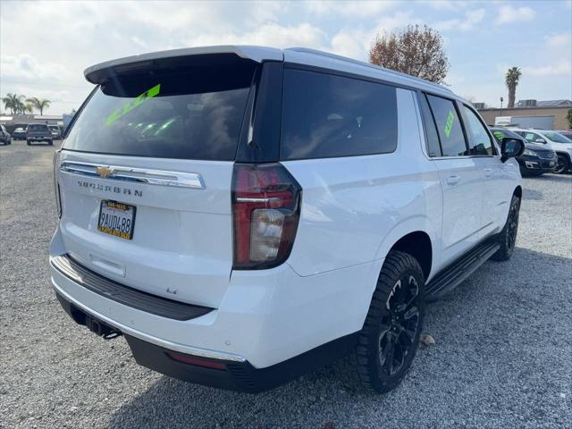 2022 Chevrolet Suburban 4WD LT
