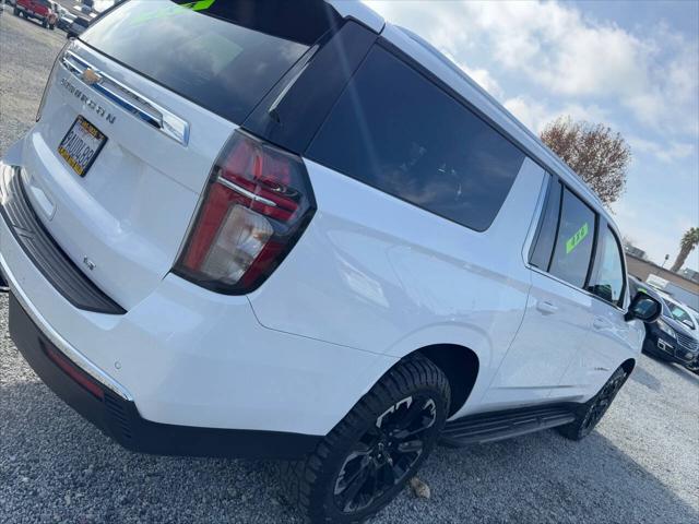 2022 Chevrolet Suburban 4WD LT