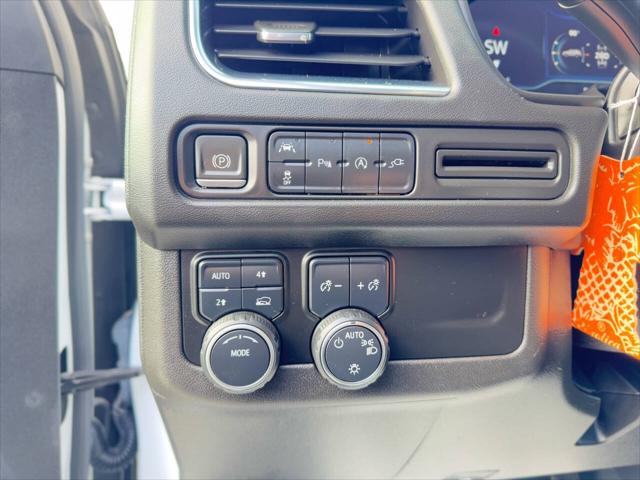 2022 Chevrolet Suburban 4WD LT