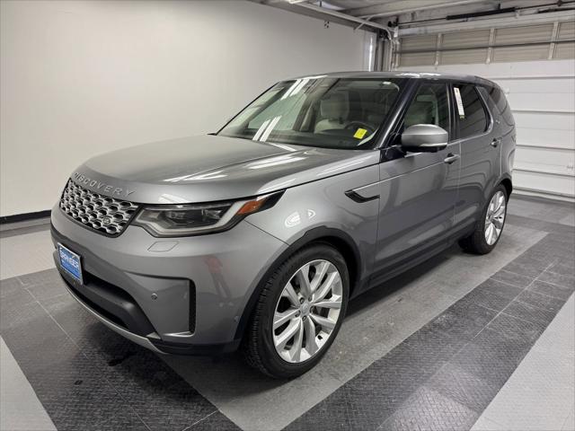 2023 Land Rover Discovery P300 S