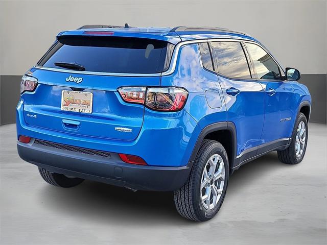 2025 Jeep Compass COMPASS LATITUDE 4X4