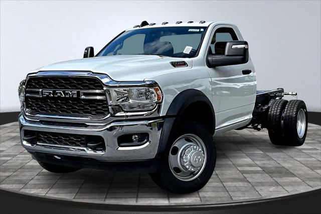 2024 RAM Ram 5500 Chassis Cab RAM 5500 TRADESMAN CHASSIS REGULAR CAB 4X4 60 CA