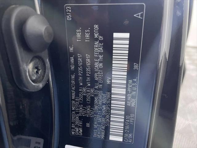 2023 Toyota Sienna LE