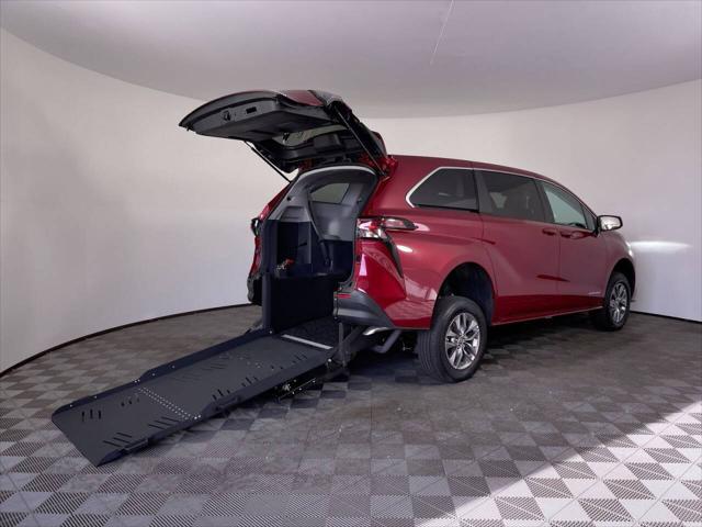 2023 Toyota Sienna LE for sale in Phoenix, AZ