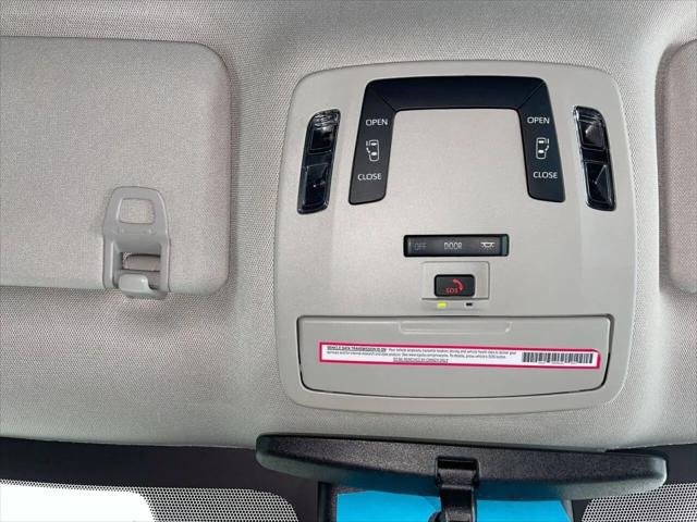 2023 Toyota Sienna LE