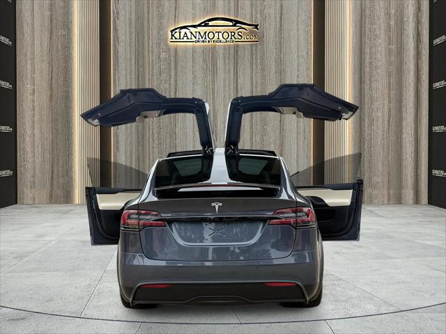 2022 Tesla Model X Dual Motor All-Wheel Drive