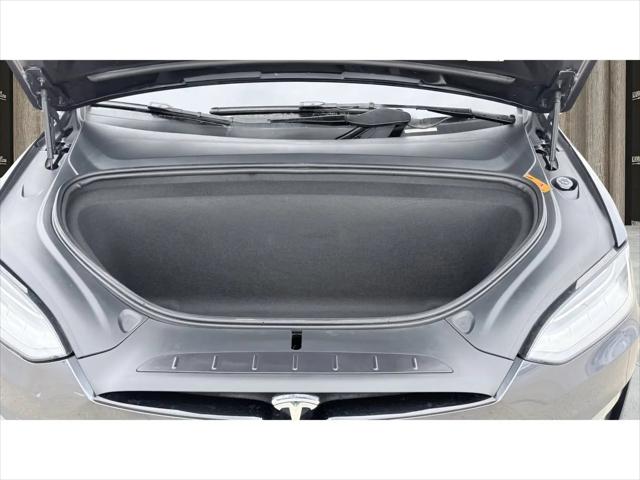 2022 Tesla Model X Dual Motor All-Wheel Drive