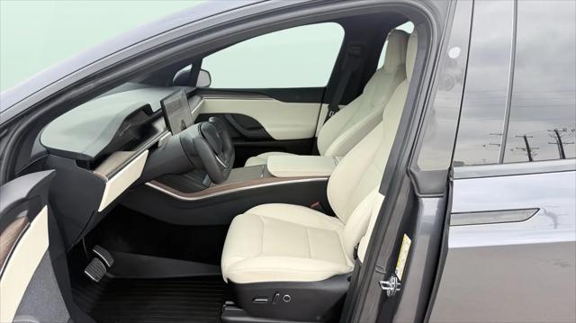 2022 Tesla Model X Dual Motor All-Wheel Drive