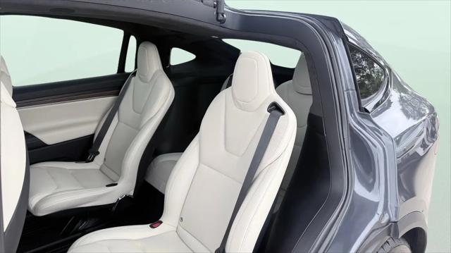 2022 Tesla Model X Dual Motor All-Wheel Drive