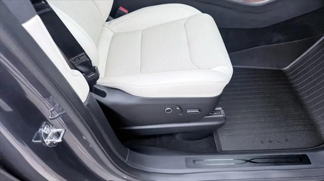 2022 Tesla Model X Dual Motor All-Wheel Drive