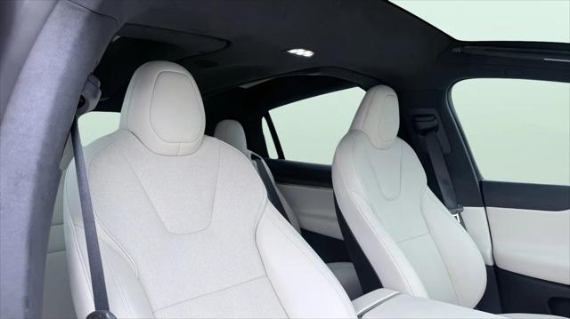 2022 Tesla Model X Dual Motor All-Wheel Drive