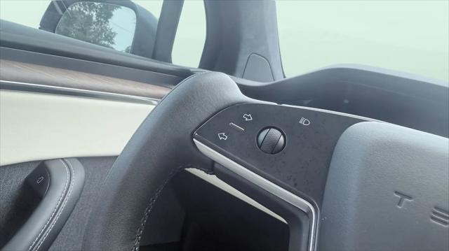 2022 Tesla Model X Dual Motor All-Wheel Drive