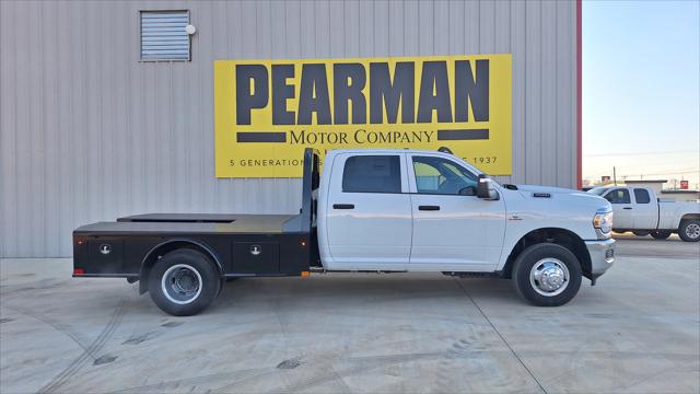 2024 RAM Ram 3500 Chassis Cab RAM 3500 TRADESMAN CREW CAB CHASSIS 4X4 60 CA