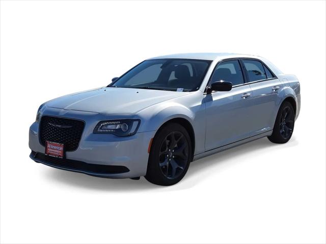 2023 Chrysler 300 Touring