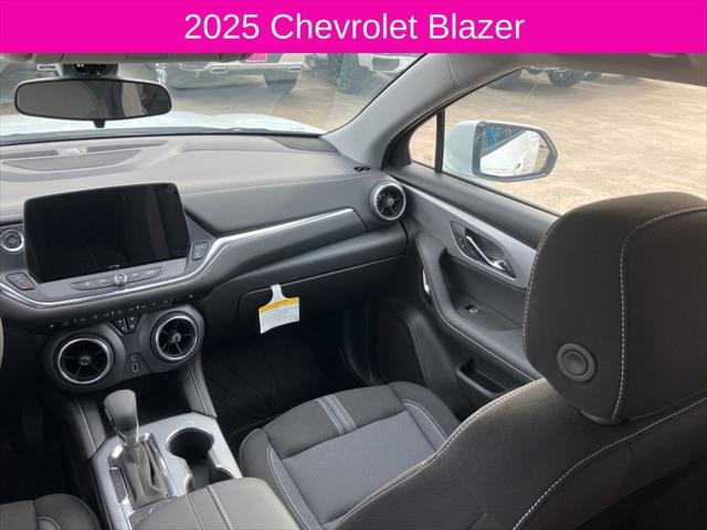 2025 Chevrolet Blazer FWD 2LT