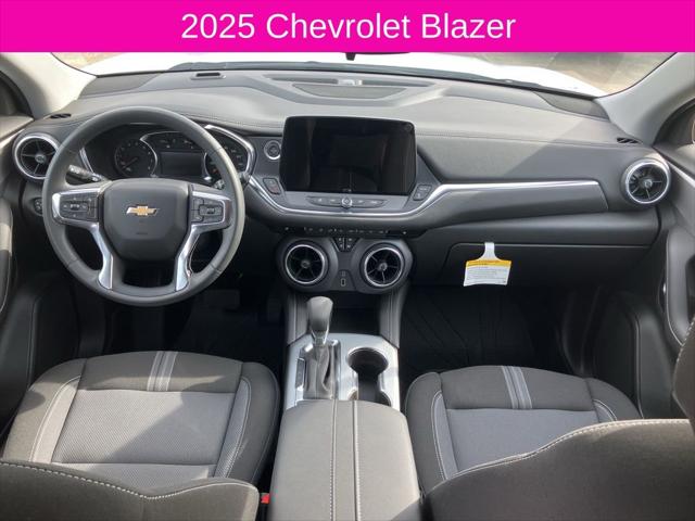 2025 Chevrolet Blazer FWD 2LT