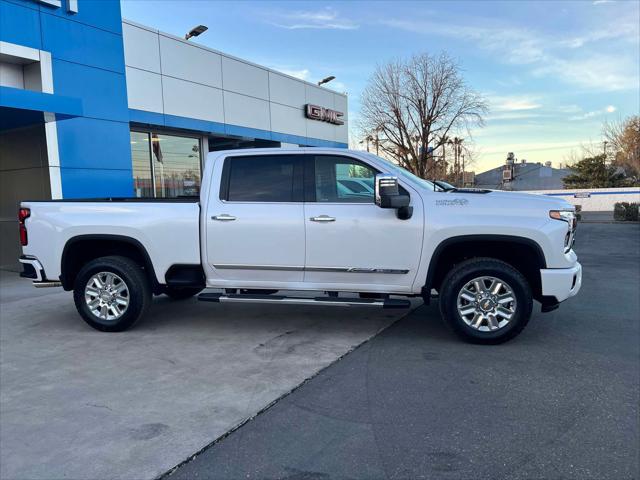 2025 Chevrolet Silverado 2500HD 4WD Crew Cab Standard Bed High Country