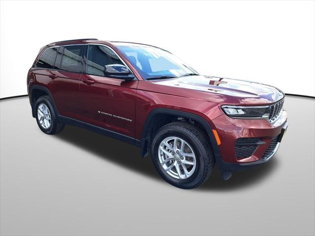 2025 Jeep Grand Cherokee GRAND CHEROKEE LAREDO X 4X4