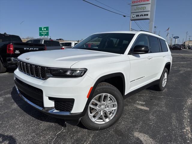 2025 Jeep Grand Cherokee GRAND CHEROKEE L LAREDO X 4X4