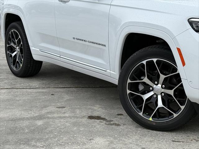 2025 Jeep Grand Cherokee GRAND CHEROKEE SUMMIT RESERVE 4X4