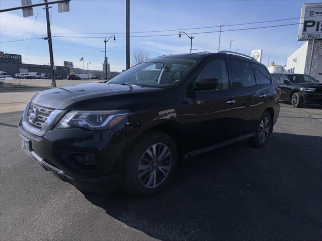 2018 Nissan Pathfinder SV