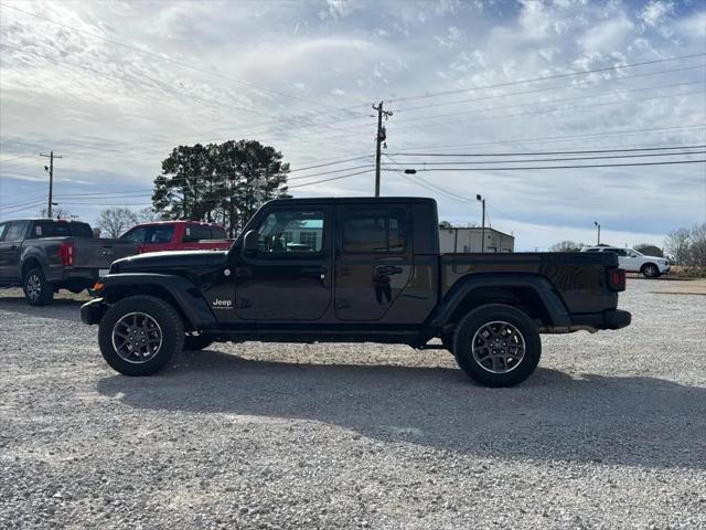 2023 Jeep Gladiator Overland 4x4