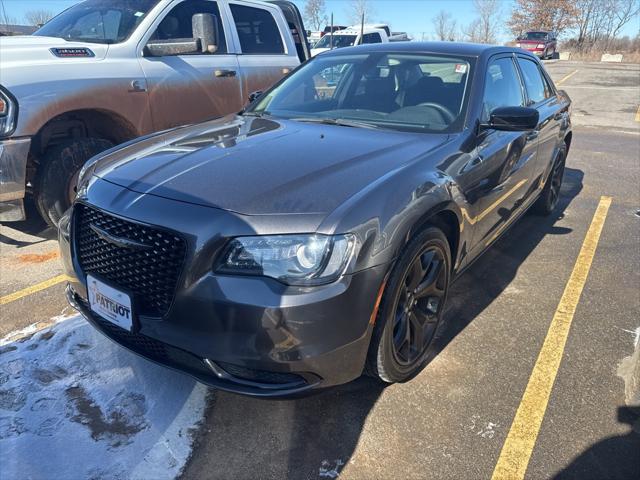 2023 Chrysler 300 Touring