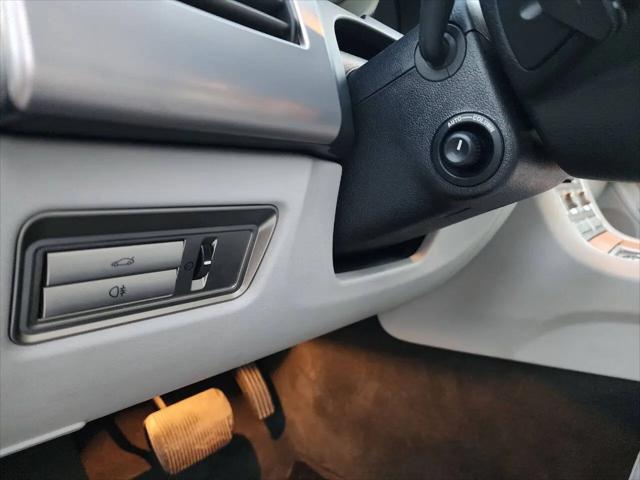 2010 Jaguar XF Luxury