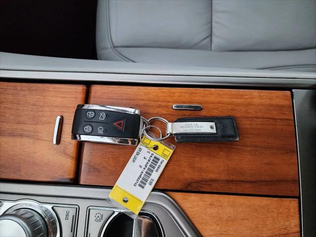 2010 Jaguar XF Luxury