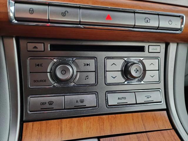 2010 Jaguar XF Luxury