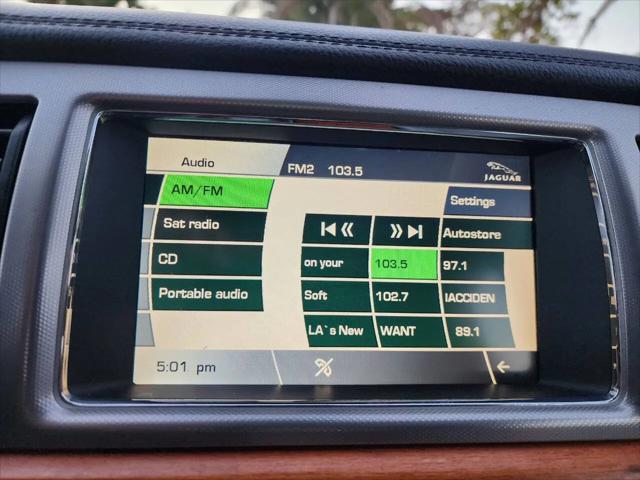 2010 Jaguar XF Luxury