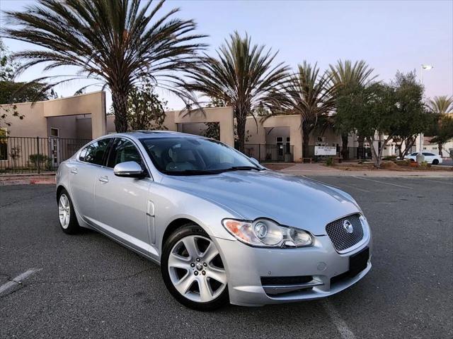 2010 Jaguar XF Luxury