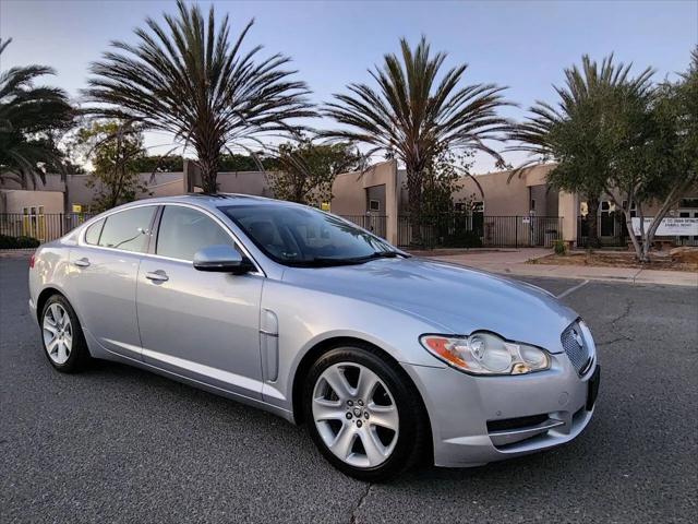 2010 Jaguar XF Luxury