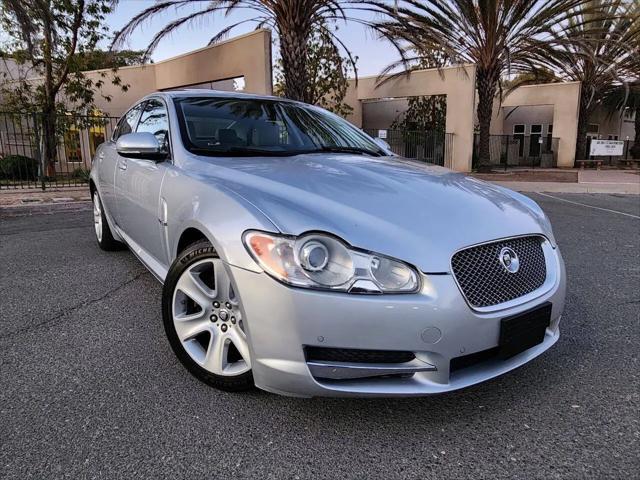 2010 Jaguar XF Luxury