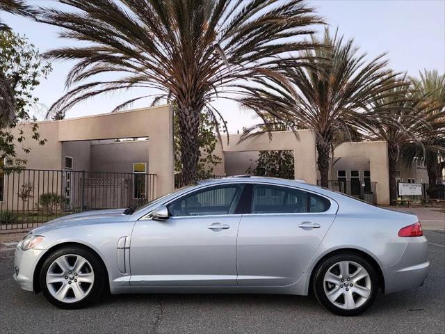 2010 Jaguar XF Luxury