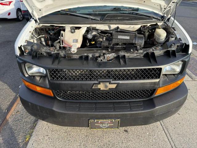 2017 Chevrolet Express Work Van