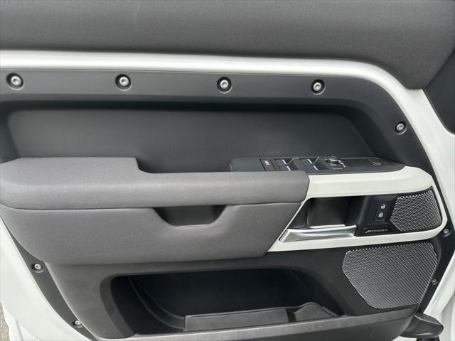 2023 Land Rover Defender 110 S