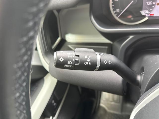 2023 Land Rover Defender 110 S
