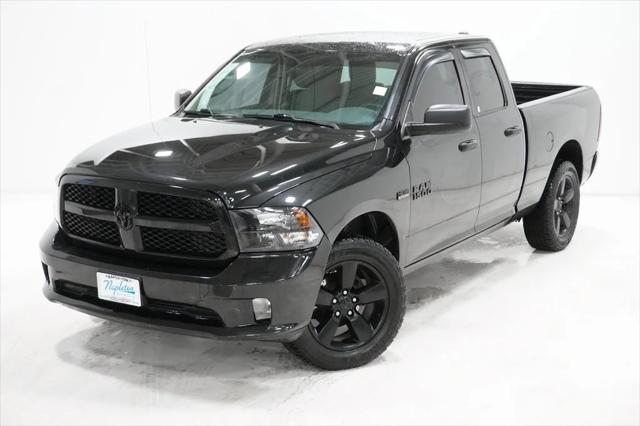 2017 RAM 1500 Express Quad Cab 4x4 64 Box