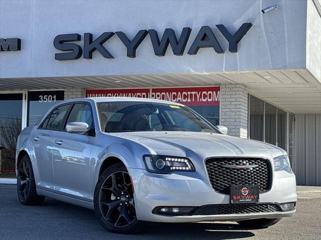 2022 Chrysler 300 S