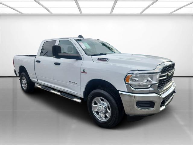 2019 RAM 3500 Tradesman Crew Cab 4x4 64 Box