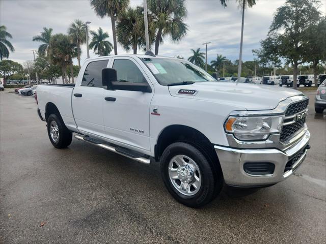 2019 RAM 3500 Tradesman Crew Cab 4x4 64 Box