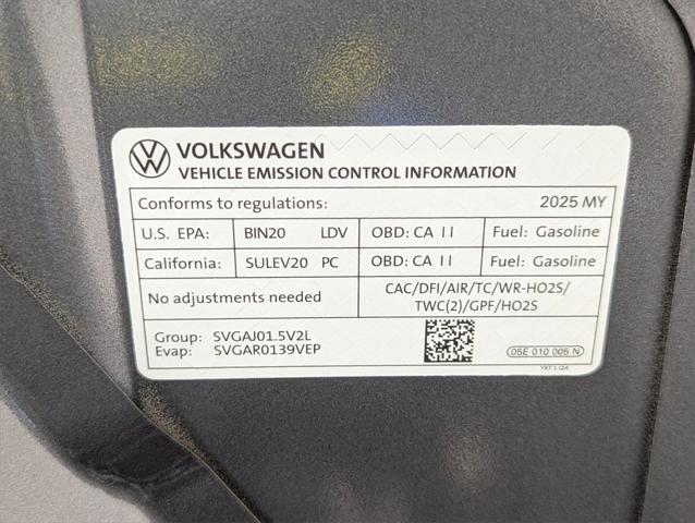 2025 Volkswagen Taos 1.5T SE