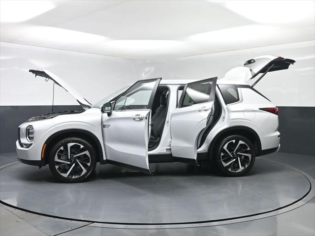 2025 Mitsubishi Outlander PHEV SE S-AWC