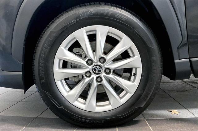 2023 Toyota Corolla Cross LE