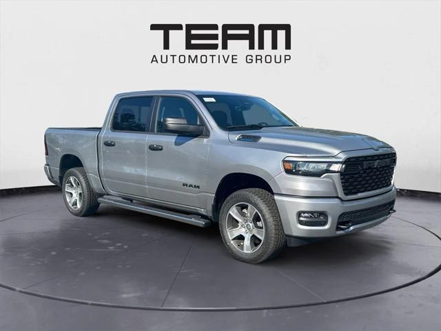 2025 RAM Ram 1500 RAM 1500 TRADESMAN CREW CAB 4X4 57 BOX
