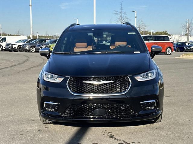2025 Chrysler Pacifica Hybrid PACIFICA PLUG-IN HYBRID PINNACLE