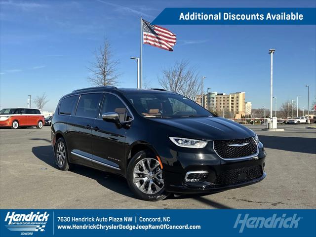 2025 Chrysler Pacifica Hybrid PACIFICA PLUG-IN HYBRID PINNACLE